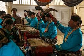 Alat musik jawa timur (ul dahul) alat musik tradisional jawa timur (ul dahul) alat musik ul dahul berasal dari daerah madura. Lengkap Alat Musik Tradisional Jawa Timur Beserta Gambar