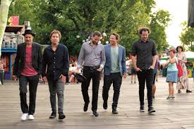 Tegnap jelent meg lovasi andrás eddigi életét feldolgozó könyv. Lovasi Andras Jarvanyrol Uj Lemezrol Es A Pelenkazasrol