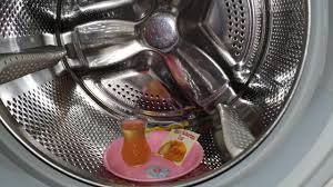 Çamaşır makinesi temizliğinde önemli olan erişilemeyen bölümlerin temizlenmesidir. Camasirmakinesi Nasil Temizlenir Kuf Ve Olumcul Bakterilerden Kurtulun Youtube