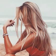Pravana is here to help! 30 Trendy And Beautiful Long Blonde Hairstyles