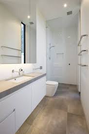 Full Height Mirror Looks Out Of Proportion In This Bathroom Which Is Narrow Modern Small Bathrooms Bathroom Design Small Long Narrow Bathroom