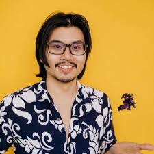 Julius Cho (@JuliusCho1)