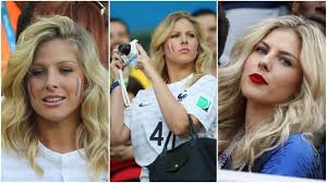 De collectie bestaat uit schilderijen, beelden, tekeningen, etsen en wandtapijten van de middeleeuwen tot de eerste helft van de 20e eeuw gaande van bosch tot magritte. Asi Es Camille La Abogada Y Desconocida Wag Que Abandona El Real Madrid Rumbo A Manchester