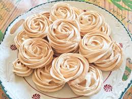 Recette De Meringues Recette Companion Cuisine Blog Recette Recette Meringue Recette Companion Recette Kitchenaid Artisan