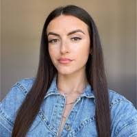 Laura Chartier's Instagram, Twitter & Facebook