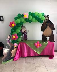 Tenemos el merchandising oficial y regalos frikis más molones para ti o para regalar a un verdadero fan. Ideas Para Fiesta De Masha Y El Oso Decoraciones Dulceros Y Pasteles