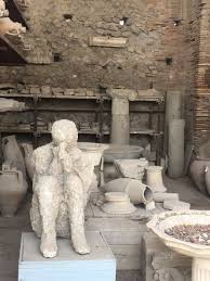 Jocelyne Elia جوسلين إيلي ا On Twitter عندما تحول سكان بومباي الى حجارة بومباي ايطاليا سياحة Pompeii Italy