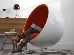 22 Grands Classiques Du Design A Connaitre Chaises D Epoque Mobilier Contemporain Mobilier Futuriste