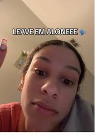 LEAVE EM ALONEEE 🗣️ #nailtech #diynails #naileducation