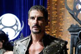 Клифф саймон — южноафриканский спортсмен и актёр, известный по роли ба'ала в телесериале звёздные врата: Zygs2dqioz9tzm