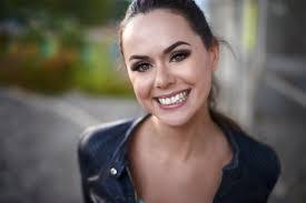 Stacey Arroyo's Instagram, Twitter & Facebook