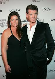 Doubtfire and mamma mia!, his wife may have escaped your notice if you don't watch the news very often. Einst Pierce Brosnan Keely Shaye Smith Woman At