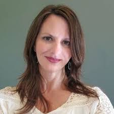 Lana Poole's Instagram, Twitter & Facebook