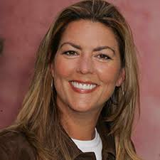 Gale Holcomb's Instagram, Twitter & Facebook