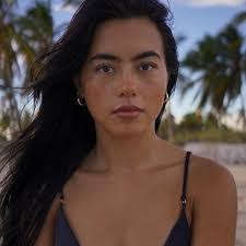 Sophia Becker's Instagram, Twitter & Facebook