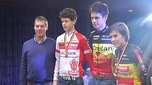 Wout van aert heeft vrijdag zijn programma bekend gemaakt voor de komende maanden. Wout Van Aert Trakteert Supporters In Lille Na Bk Rtv