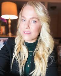 Clair Farley (@clairjoyfarley) • Instagram photos and videos