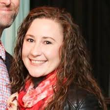 Amber Sheedy's Instagram, Twitter & Facebook