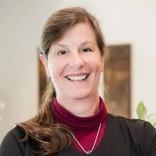 Karen Mcabee's Instagram, Twitter & Facebook