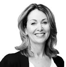 Lester Pickering's Instagram, Twitter & Facebook