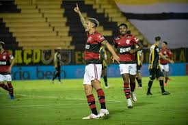 Pedro joins for an initial €2.5m (r$11.5m) loan fee, with an option to buy at the end of the season for €15m (r$69m). Com Um Gol Pelo Flamengo A Cada 50 Minutos Em 2021 Pedro Destaca Forca Mental Procuro Estar Focado Istoe Independente
