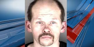 Suspicious activity in Topeka restaurant leads to arrest of violent offender