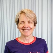 Associate Professor Linda Selvey