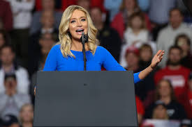 Kennedy's only grandchildren, and none are named kayleigh. Une Nouvelle Porte Parole Pour La Maison Blanche Kayleigh Mcenany