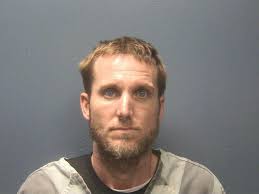 PARKS, CURTIS E Charges: CAPIAS CIRCUIT CAPIAS CIRCUIT This information and  more is available at isoms.seviercountytn.org:9000/Jail?hours=2