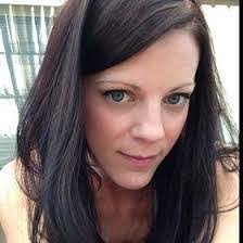 Amanda Prins's Instagram, Twitter & Facebook