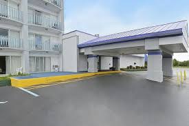 Maybe you would like to learn more about one of these? Howard Johnson By Wyndham Benton Harbor St Joseph Benton Harbor Mi Hotels