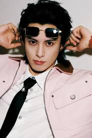 Dengwei's new hair color at Dior event