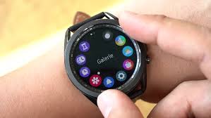 Despite the name, the previous generation was the galaxy. Samsung Galaxy Watch Uhren Erhalten Lang Erwartetes Ekg Feature Winfuture De