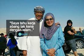 Dato' jalaluddin bin hassan (born 18 february 1954) is a malaysian actor and television host. Dia Tersenyum Nampak Lesung Pipit Wajah Arwah Begitu Cerah Kisah Menyayat Hati Isteri Jalaluddin Hassan
