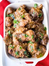 It is heavy enough to be a comfort food that will fill up the whole family with a healthy. Smothered Oxtails Creole Contessa