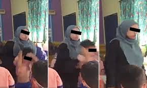 Beliau jatuh ketika menyampaikan khutbah jumaat di masjid bukhary hari ini. Teacher In Hot Water For Abusing Boy At Shah Alam Kindergarten In Viral Video Trp
