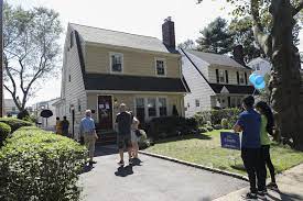 What were the reasons, and will they continue to play a part 2021? Experts Predict What The Housing Market Will Be Like In 2021