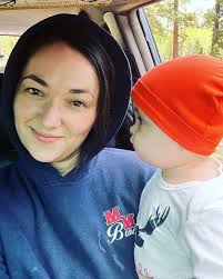 𝔰𝔥𝔞𝔫𝔫𝔬𝔫 𝔰𝔞𝔫𝔱𝔲𝔠𝔠𝔦