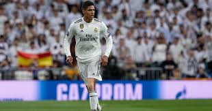 La fiche de raphaël varane (real madrid) sur sofoot.com. Raphael Varane Considering Real Madrid Future As Man Utd Put On Red Alert Real Madrid Raphael Varane Madrid