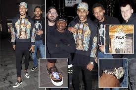 Herrscher of thunder outfit acquire 650 token in spending event to receive herrscher of thunder aqueous springtide outfit with purple visual effect. Pierre Emerick Aubameyang Dresses Head To Toe In Versace For Dinner At Trendy Restaurant