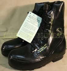 bata black mickey mouse bunny boots w valve 5n 5xw 7xw 8r new boots black boots extreme cold weather boots