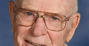 Lloyd Sandstrom, longtime teacher and star basketball player, dies at 89