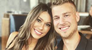 Ashley Marth and Robert Beaumont's Wedding Website