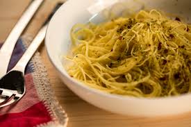 Maccheroncini di campofilone is a traditional egg pasta from the medieval town of campofilone. Conoscete I Maccheroncini Di Campofilone Qbquantobasta It