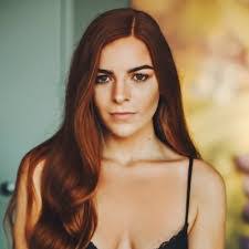 Alexys Calhoun's Instagram, Twitter & Facebook