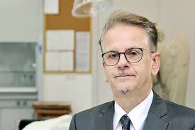 Wykładowcy z Wydziału Sztuk Pięknych otrzymali wysokie odznaczenia państwowe