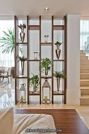 Estanteria De Madera Como Separador De Ambiente Estanteria De Madera Como Separador Living Room Partition Design Living Room Partition Room Partition Designs