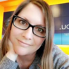 Sara Caplinger (@caps286att)