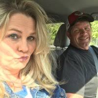 Rhonda Stokes (@karaok3mama)