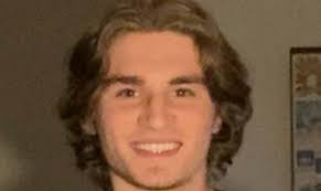 Ryan Tsoi's Instagram, Twitter & Facebook